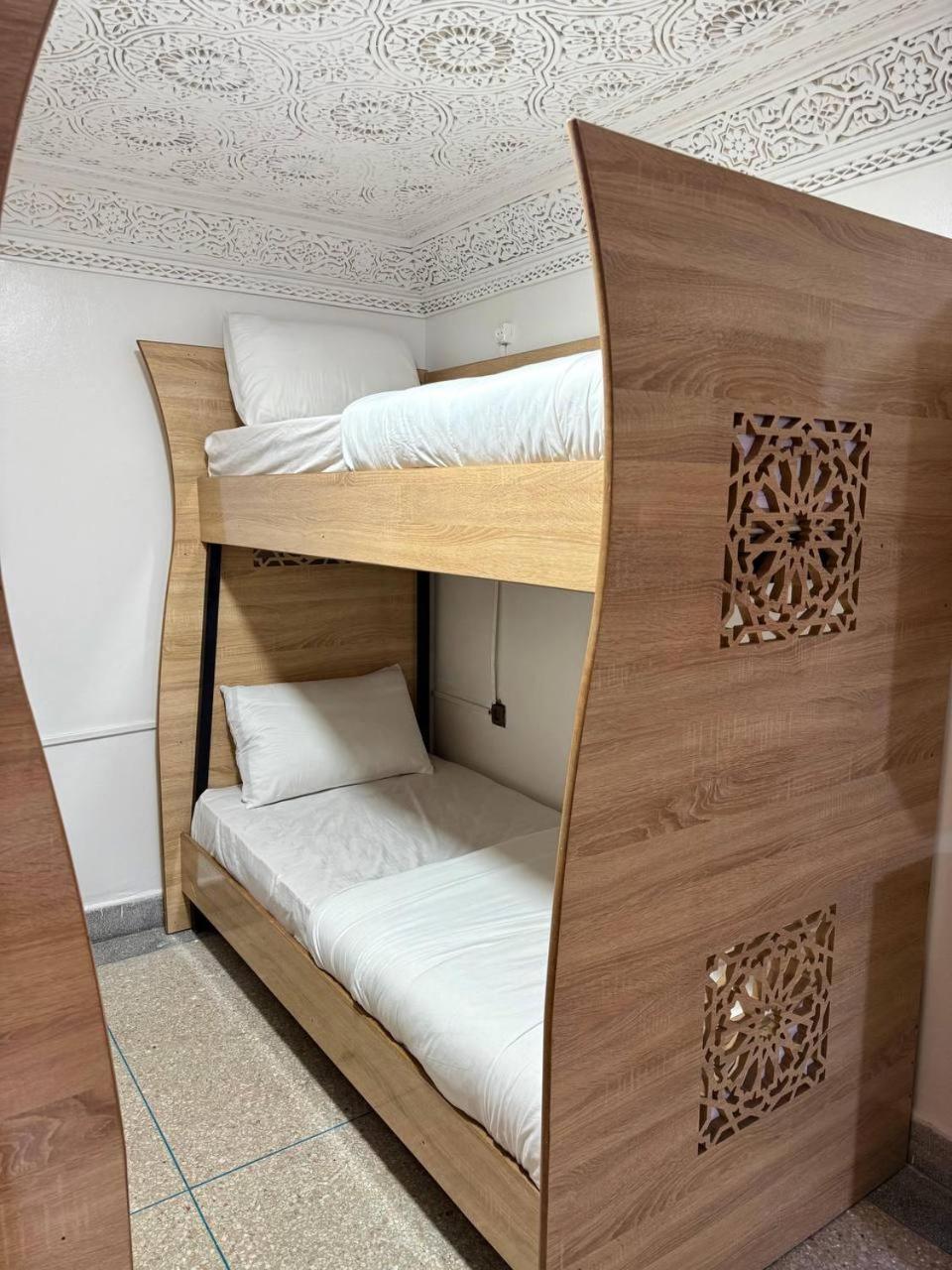 Bed 8-Bed Mixed Dormitory Room